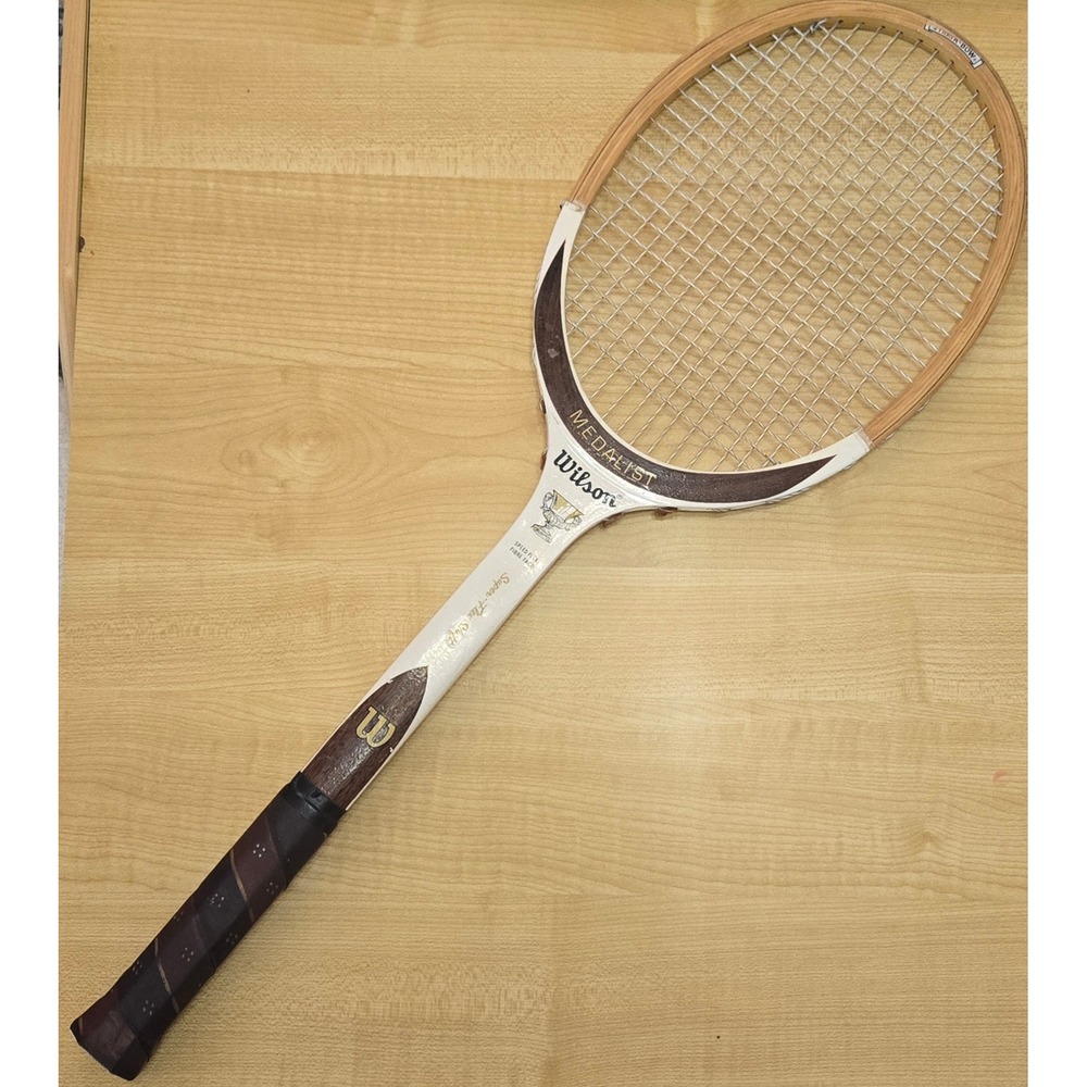 Vintage Wilson Medalist Wooden Tennis Racquet Strata-Bow Super-Flex Shaft White